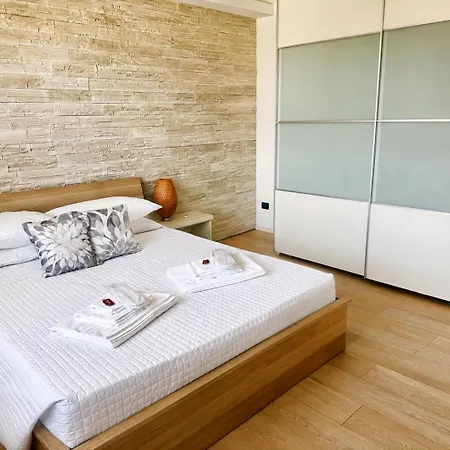 Apartman Zona Ospedale - Elegante City Suite Udine